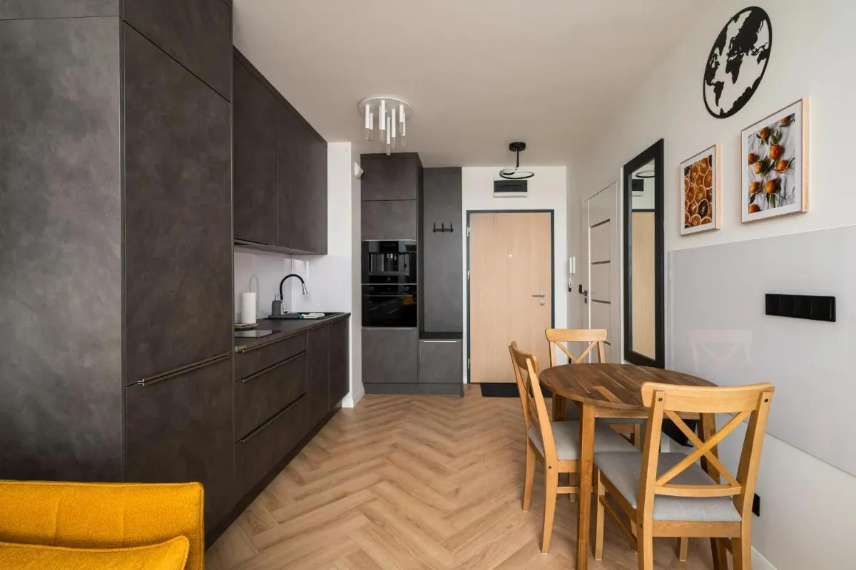 Image 3 of Premium Studio Kłobucka Airport