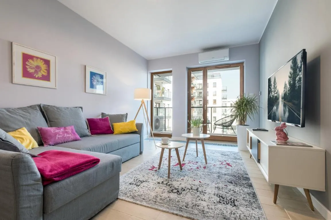 Image of Raya Mansion Warsaw