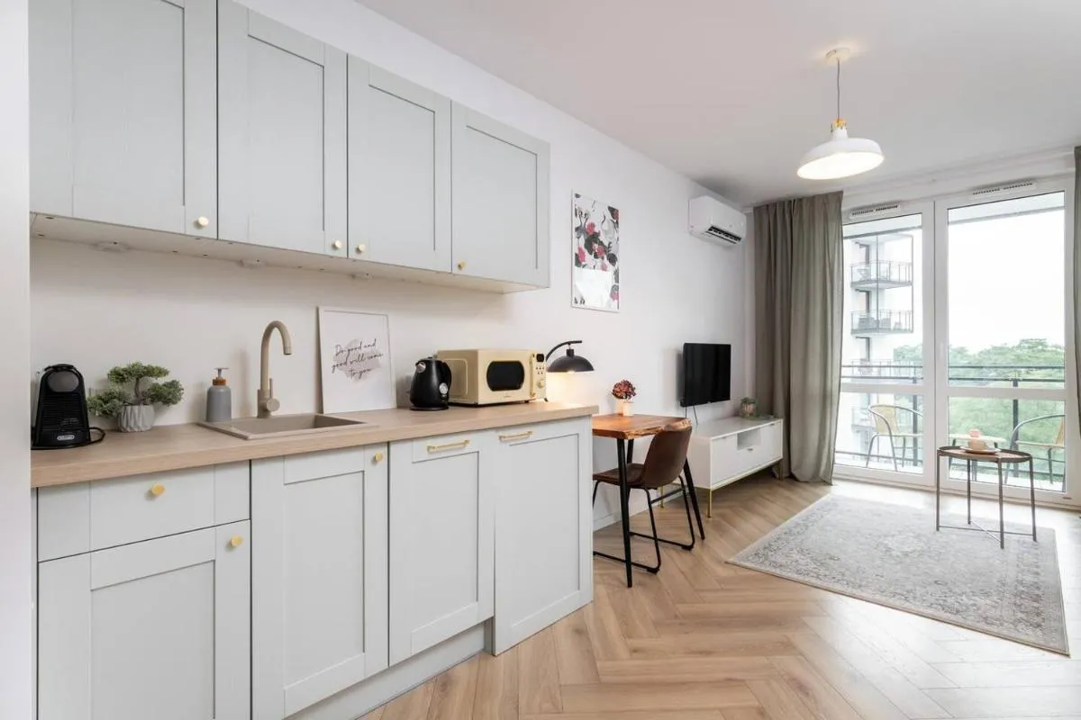 Image 2 of Rosewood Apartment Wiktoryn