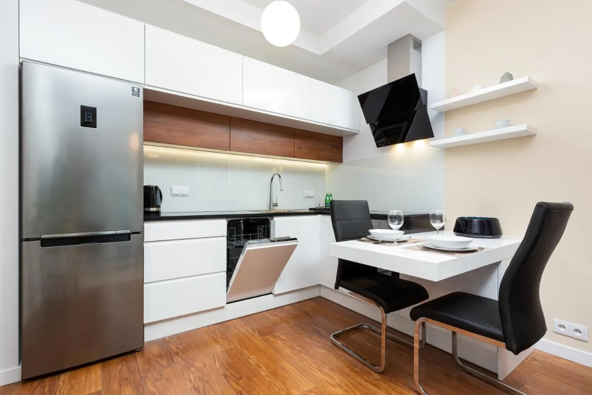 Image 3 of Royal City Center Mennica Residence by Noclegi Renters