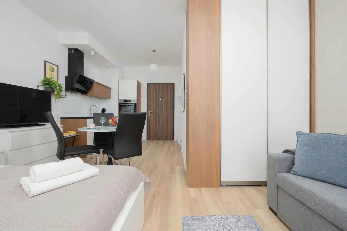 Image 4 of Sarmacka 27 studio 3-close to Medicover and Paley