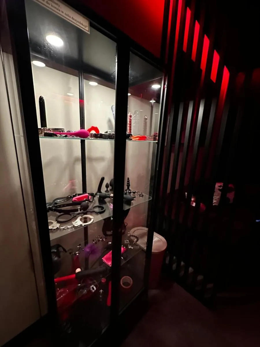 Image 5 of Secret BDSM – Stylowy i klimatyczny apartament dla dorosłych, klimatyzacja, parking podziemny, pełne wyposażenie