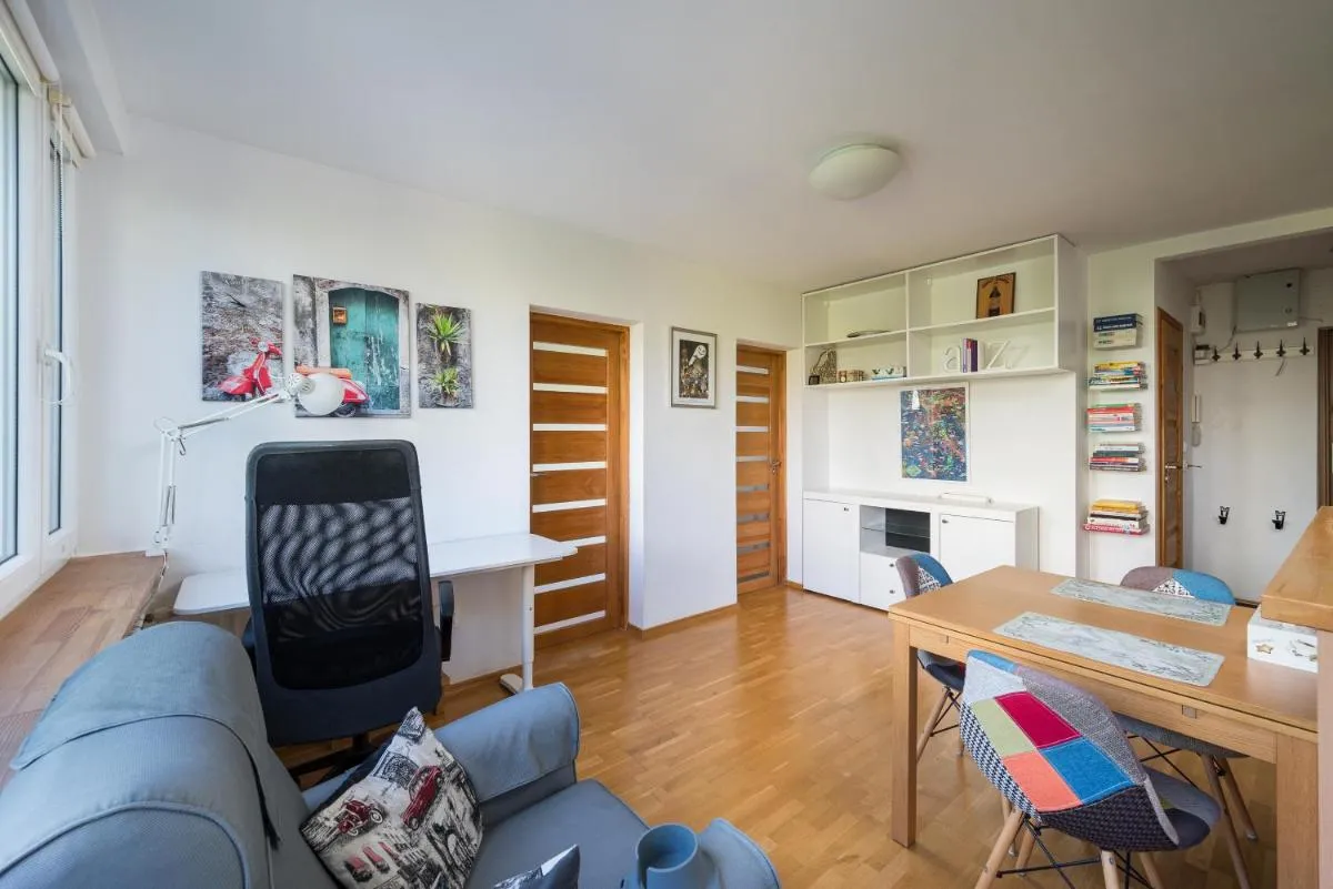 Image 4 of Solec 2-Bedroom Vistula Apartment
