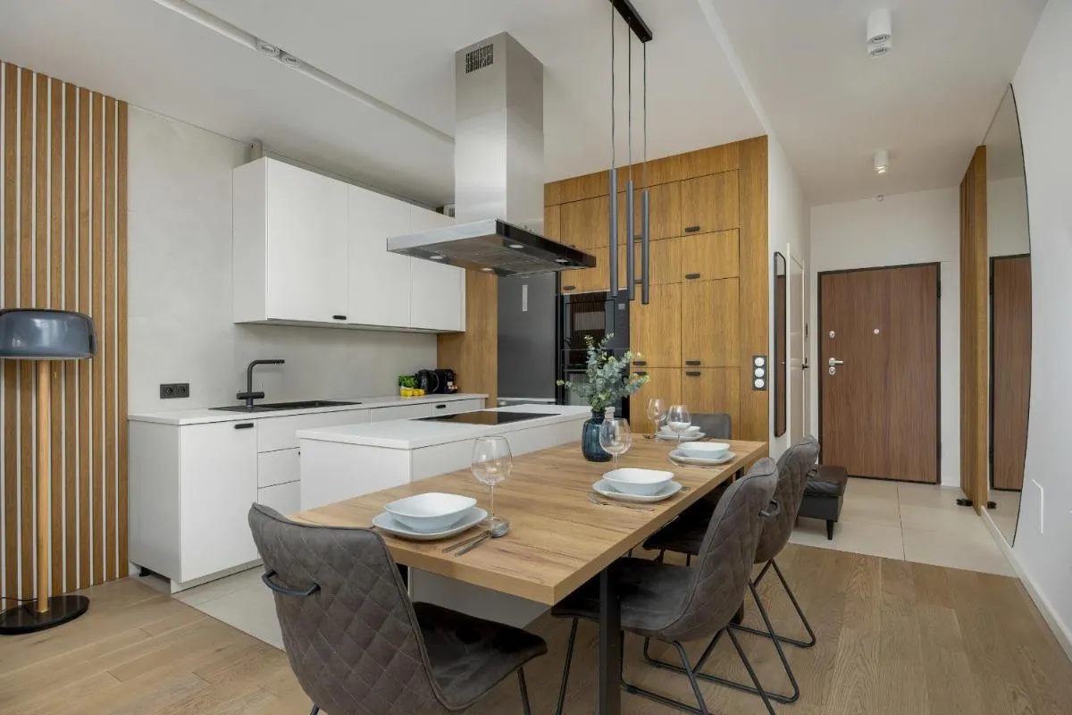 Image 2 of Spacious Family Apartment with Garden & Parking by Noclegi Renters