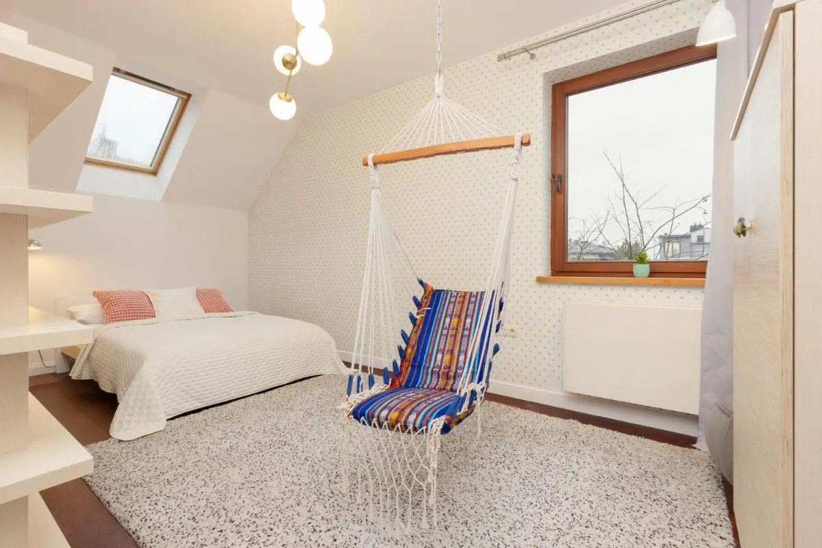 Image 5 of Spacious Two-Story 4-Bedroom House with Parking and Garden in Warsaw by Noclegi Renters