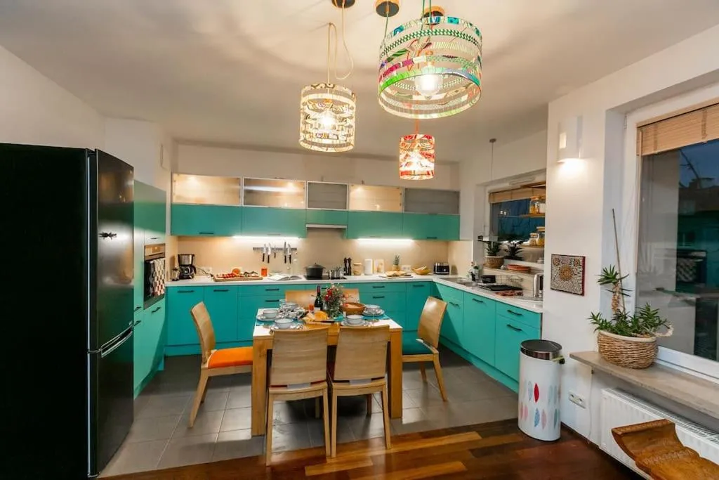 Image 2 of Stunning apartment. Garage. Security. Mokotów area