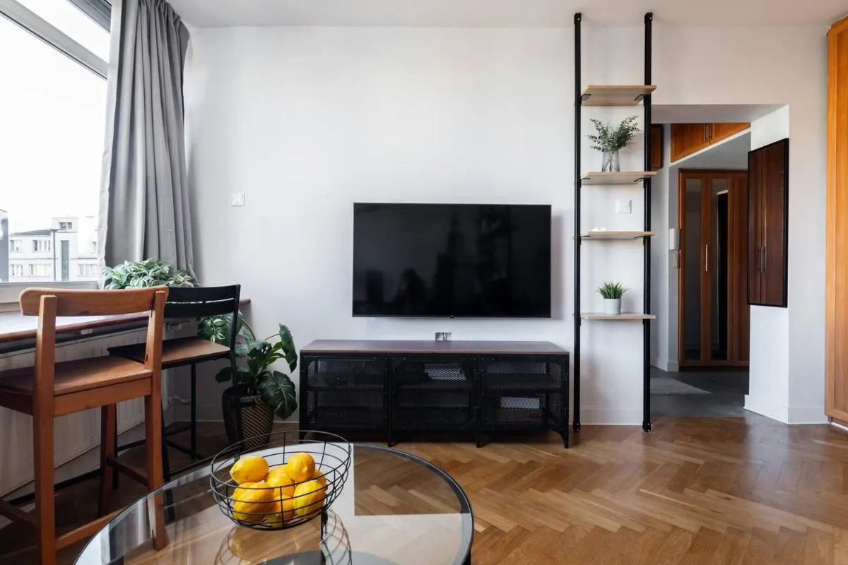 Image 1 of Sunbeam Studio City Centre Metro Politechnika