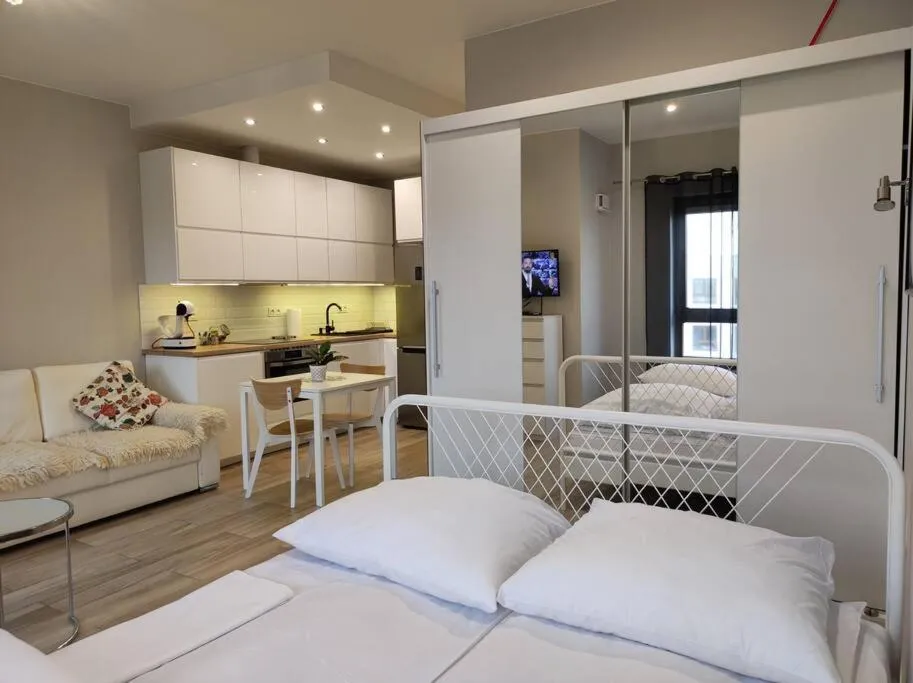 Image 2 of Sweet Apartment vis-a-vis Medicover and Paley Institute