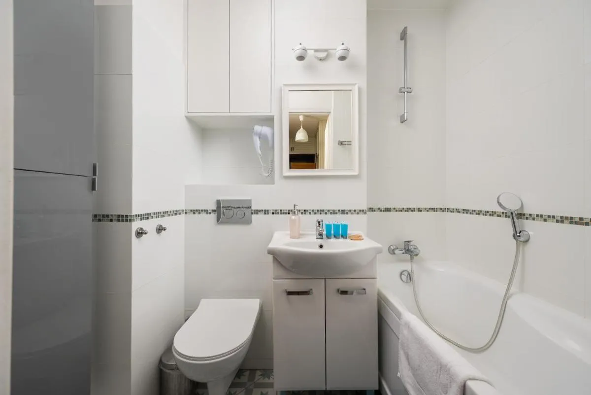 Image 2 of Targówek 3-Bedroom Apartment