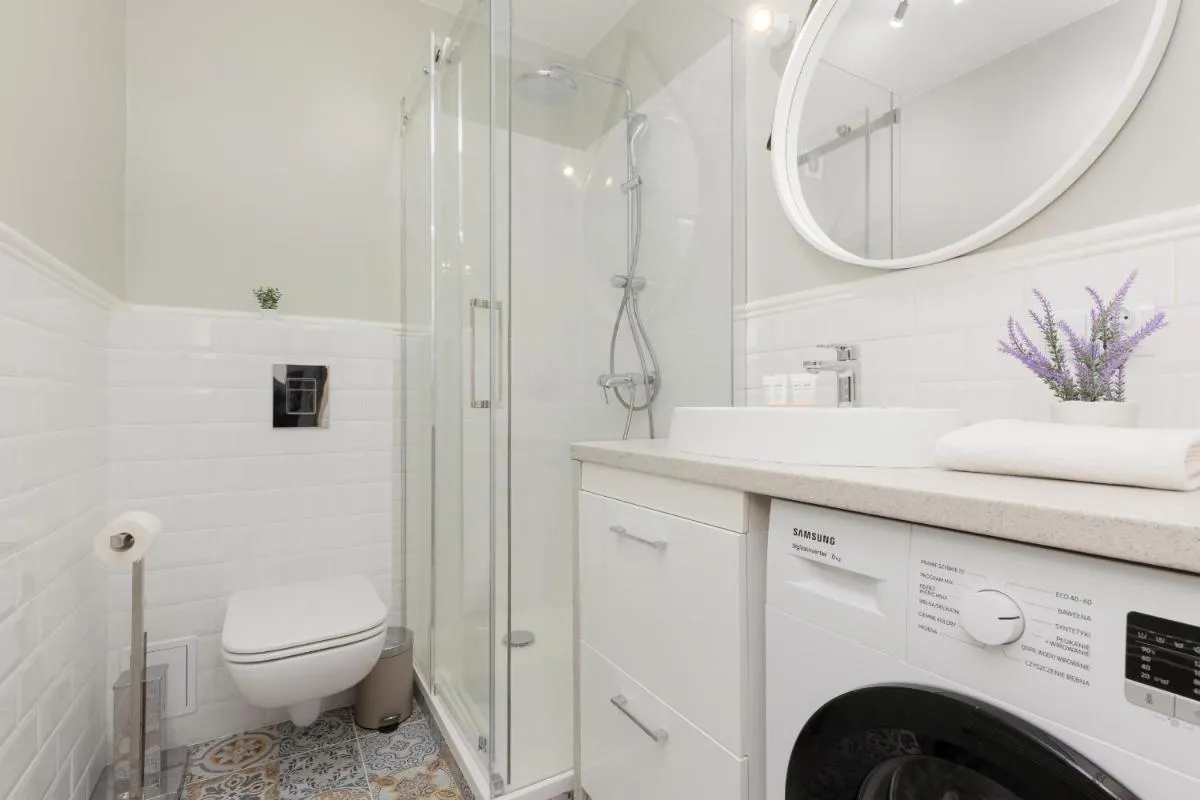 Image 4 of Two-Bedroom Apartment in Nowy Świat by Noclegi Renters