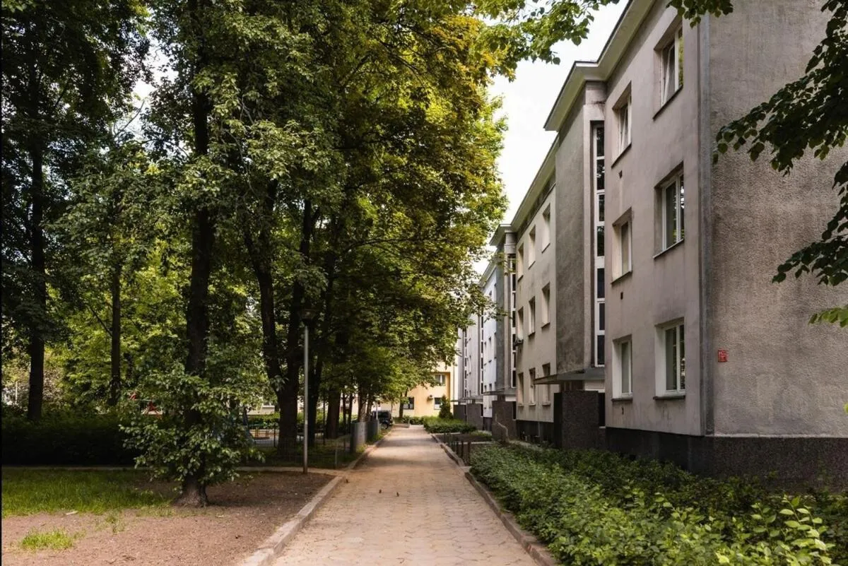 Image 1 of Walnut Delight Apartment A Stare Miasto