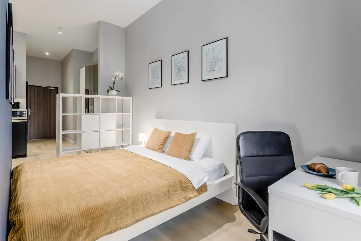 Image 5 of Warsaw City Apartments