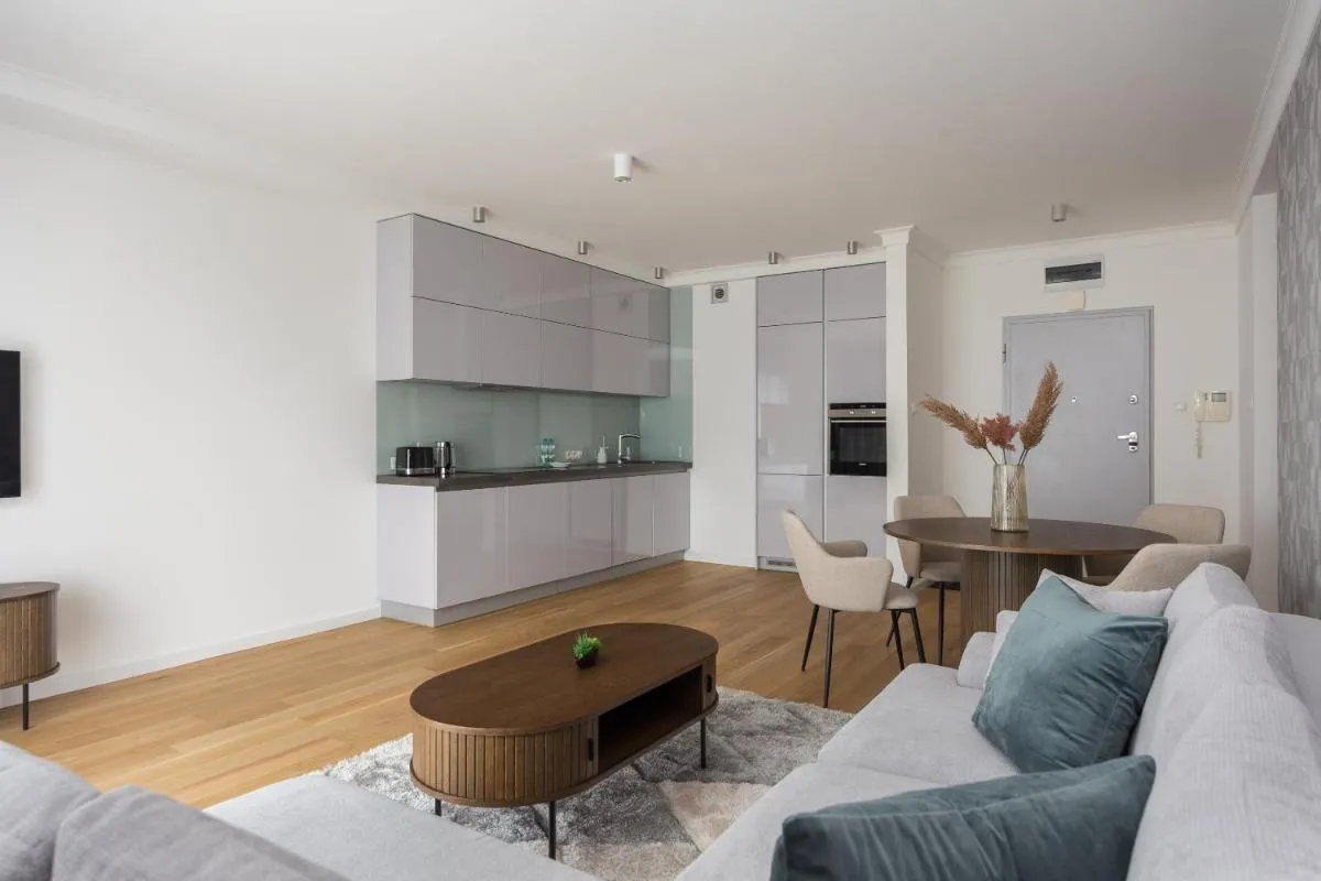 Image 3 of Wilanów Branickiego Deluxe Apartment