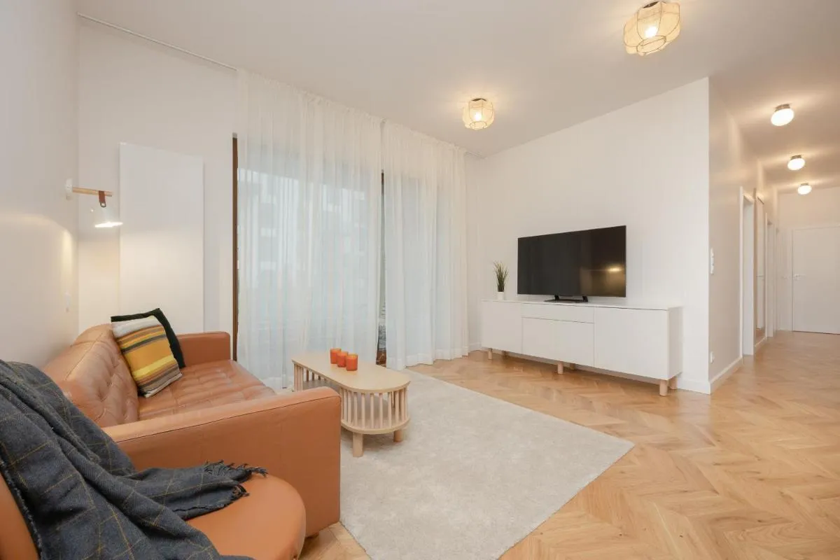 Image 5 of Wilanów Family Apartment with Parking & Gym by Renters Prestige