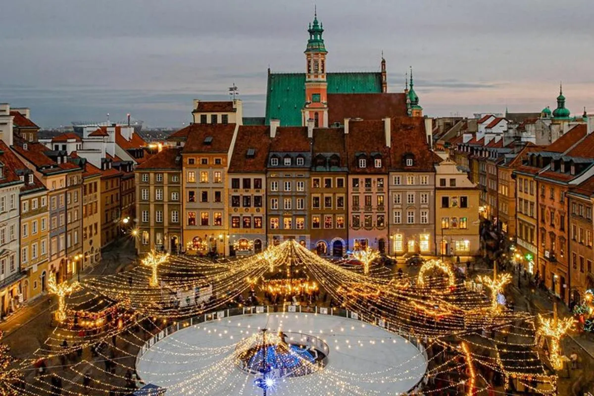 Image 2 of Explore Old town Warsaw with student of Art: Private Tour
