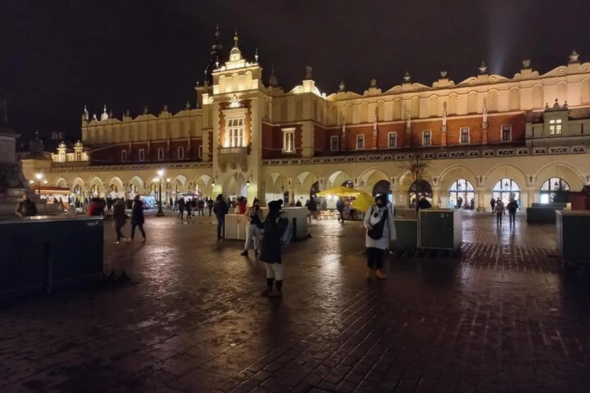 Image 4 of Full-Day Tour From Warsaw to Auschwitz (guided) and Krakow by car