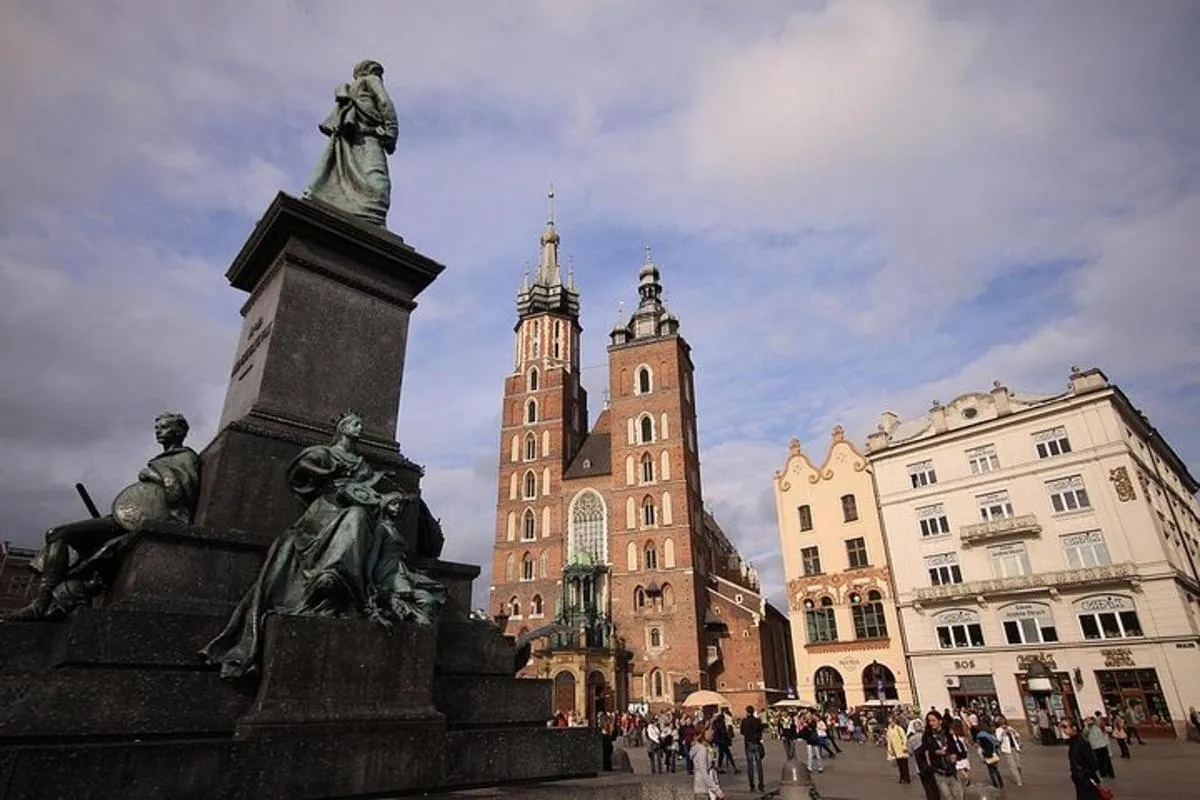 Image of Krakow Small Group Tour from Warsaw with Lunch, Schindler’s Factory included