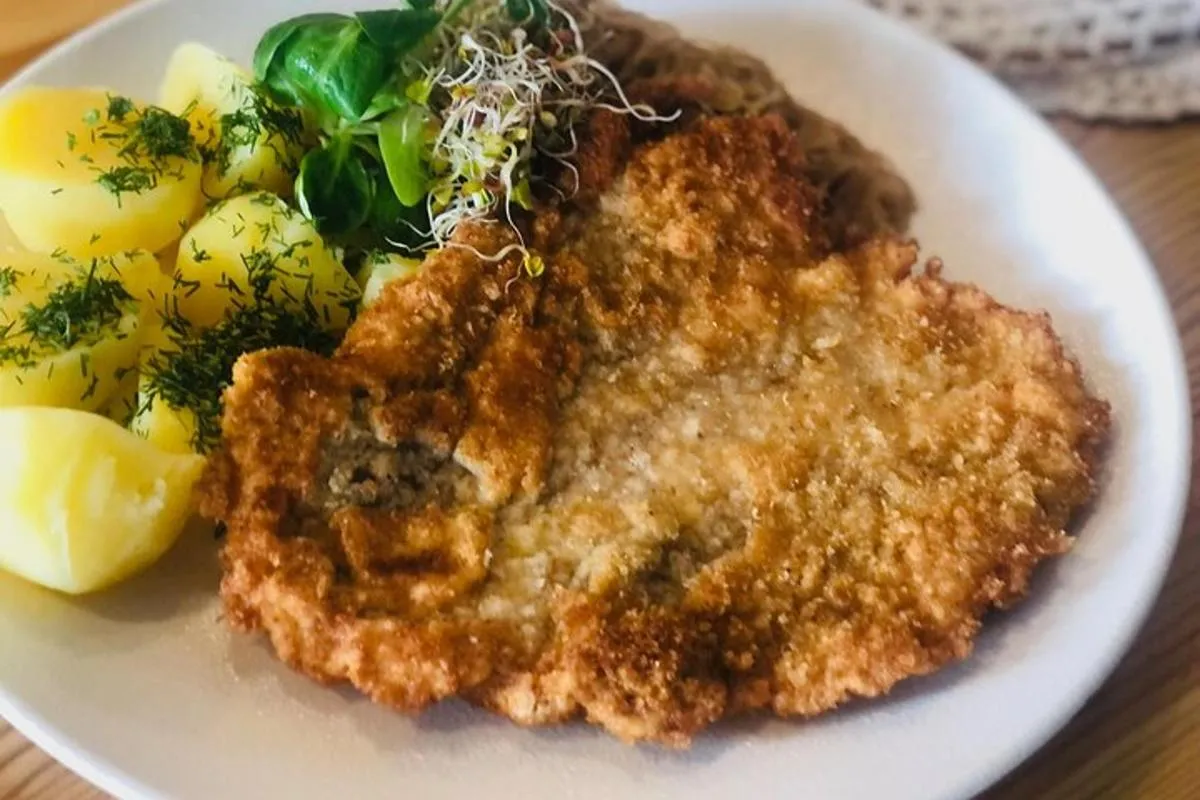 Image 2 of Taste of Poland – Old Town food tour and guided walk in one
