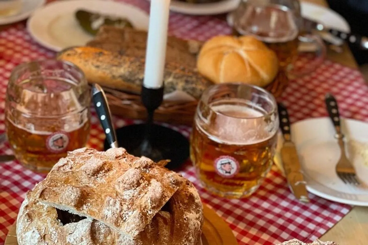 Image 6 of Taste of Poland – Old Town food tour and guided walk in one