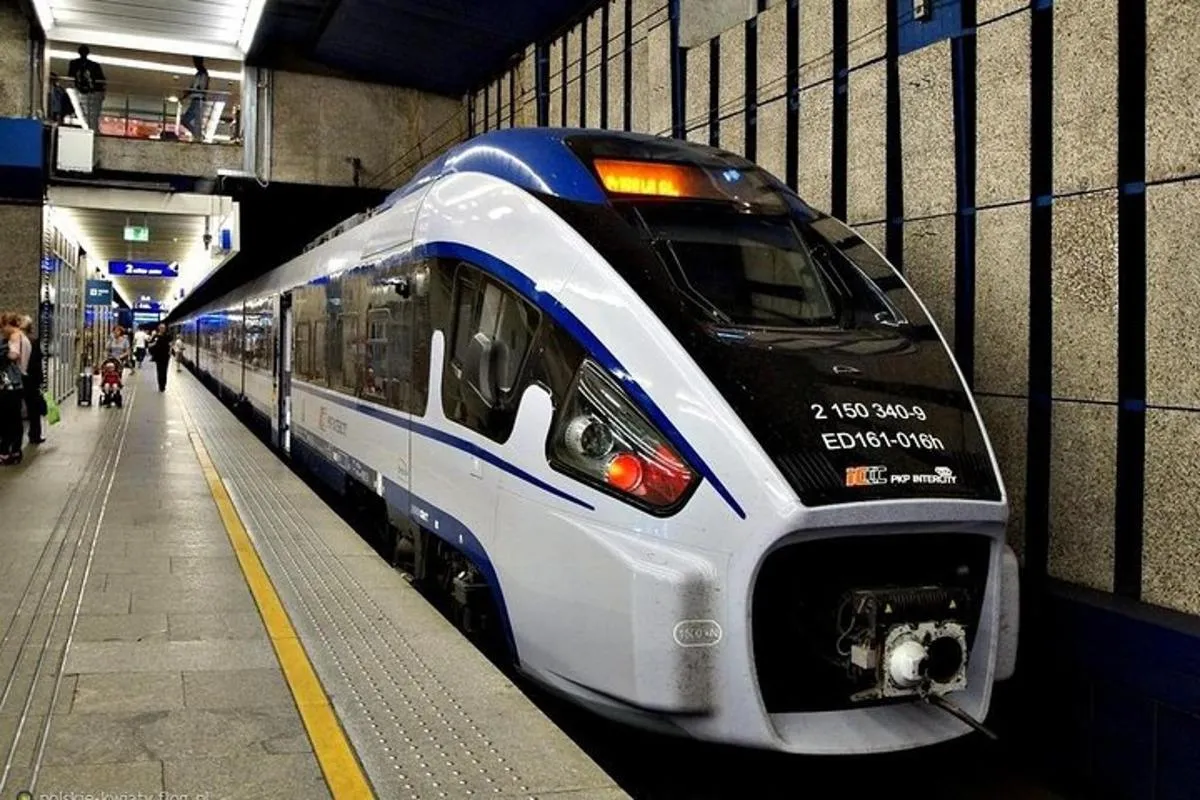 Image of The Best Warsaw Train Station transfer by private car