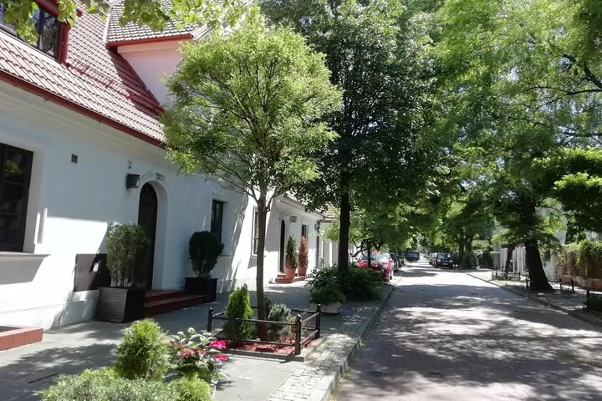 Image of Walking Tour Through Hidden Gems of Warsaw with Hotel Pickup