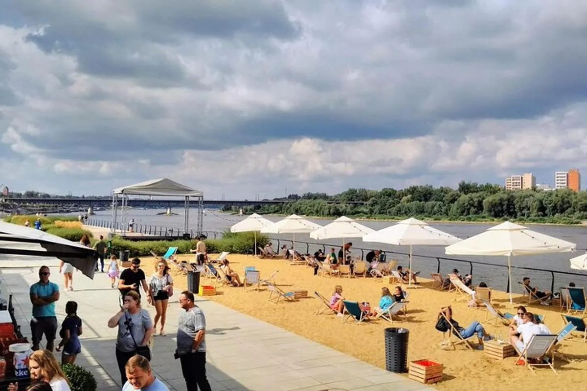 Image 6 of Warsaw Highlights by Bike with Breathtaking Sceneries