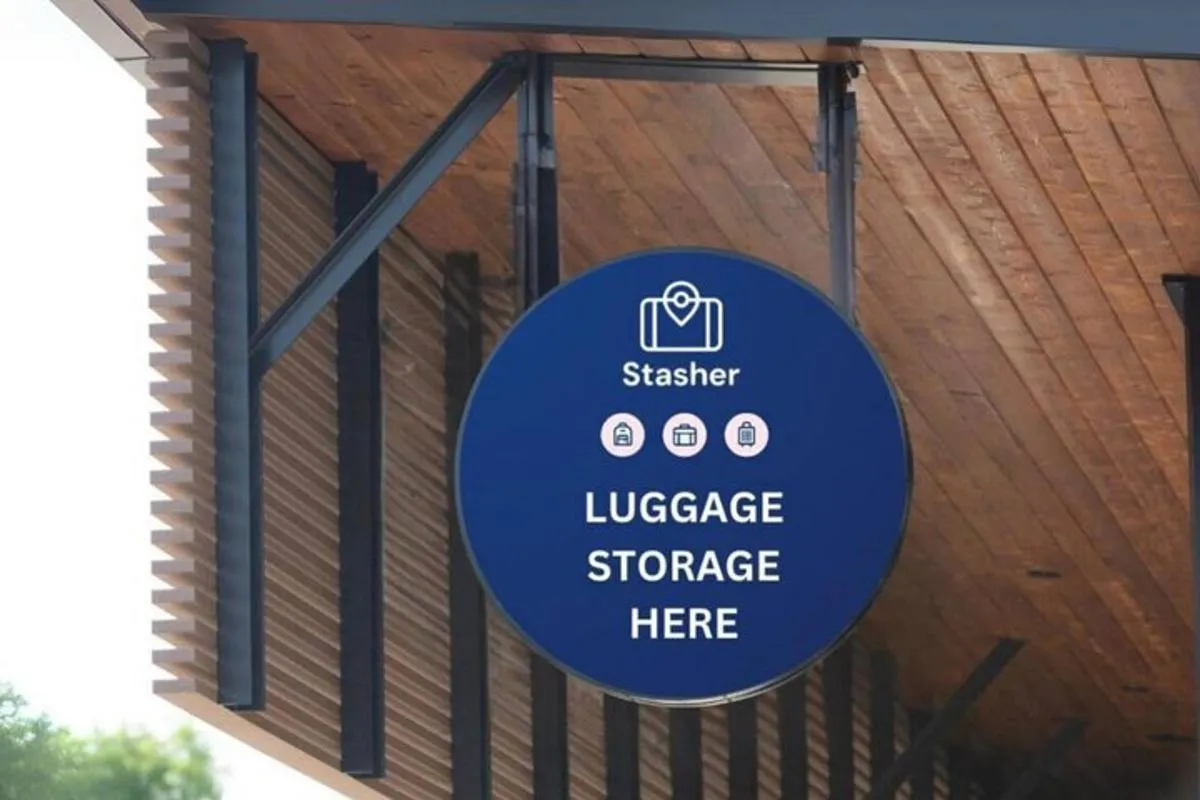 Image 2 of Warsaw: Luggage Storage Old Town