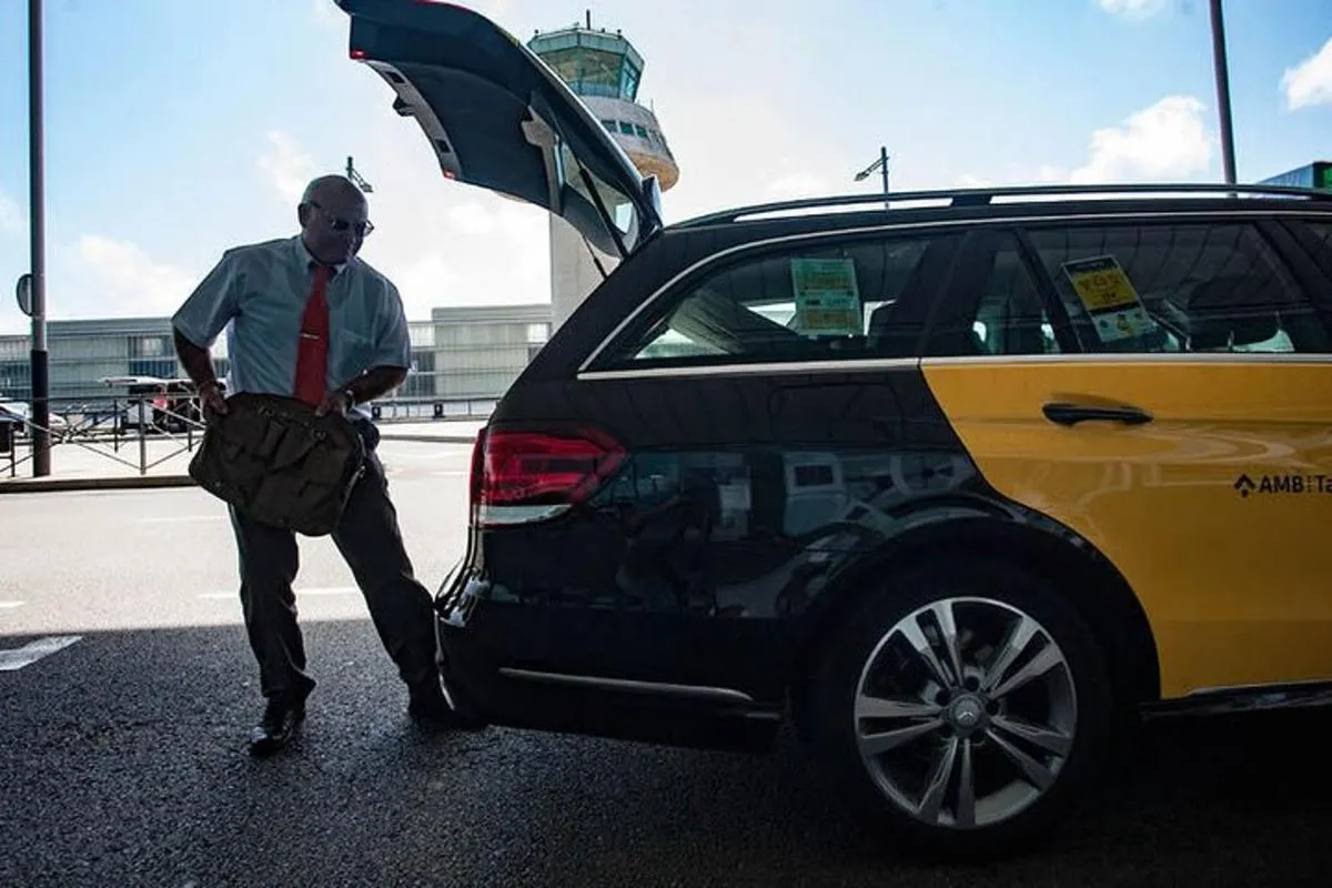 Image 4 of Warsaw Private Transfer from Warsaw Chopin Airport (WAW) to City centre