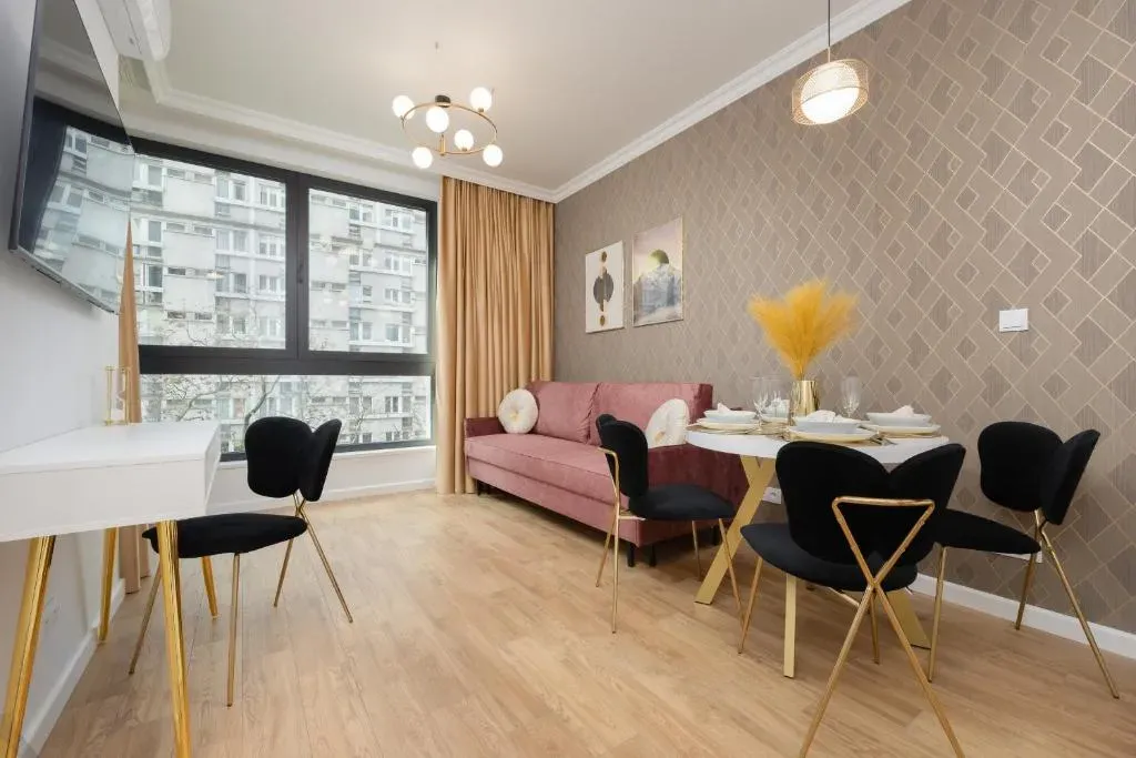 LUX Grzybowska Apartments with Parking by Renters Prestige