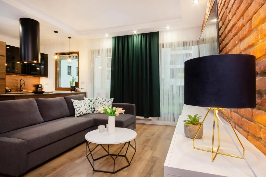LUX Unique Rzeczypospolitej Apartment with Parking by Renters Prestige - 3
