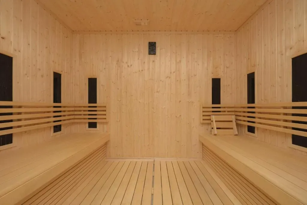 Luxurious Apartments in Warsaw with Sauna and Gym by Renters Prestige - 3