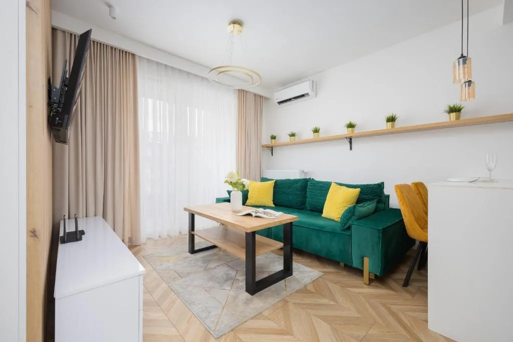 Nowoczesny Apartament z balkonem i miejscem parkingowym Warszawa Ursus by Noclegi Renters - 3