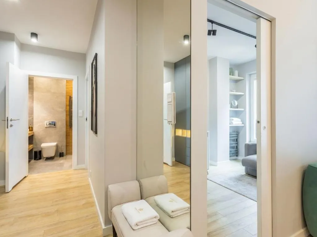 Urban Chic – Two Bedrooms Apartment – City Center – Sienna street - 3