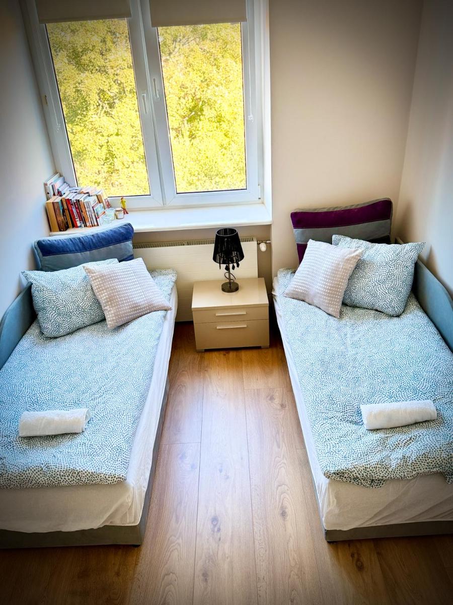 Image 2 of 43m2 Apartament Saski- Blisko Starówki i Dworca Centralnego- Elektoralna 19a