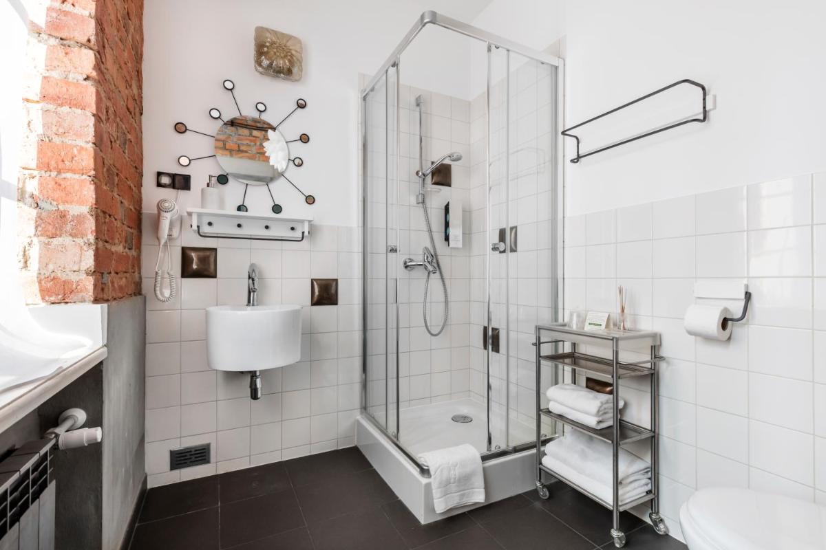Image 2 of ARTHOTEL STALOWA 52
