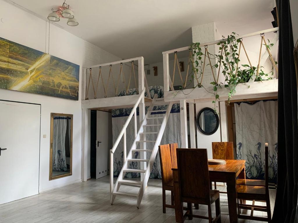 Image of Amazing Art Loft / City Centrum/ Free Parking