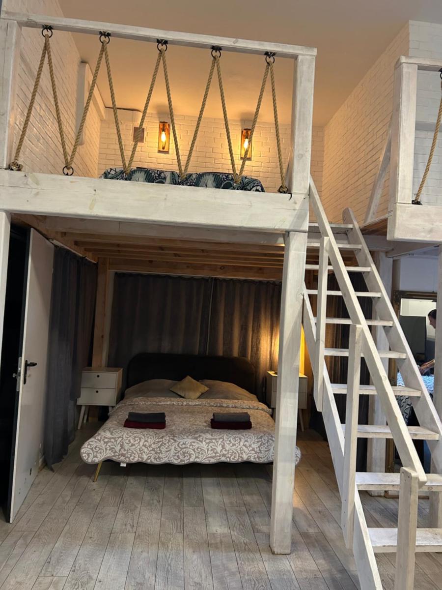 Image 6 of Amazing Art Loft / City Centrum/ Free Parking