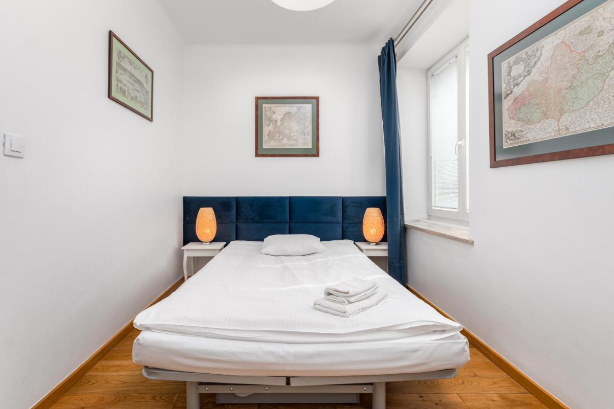 Image 1 of Apartament Mariensztat by Your Freedom