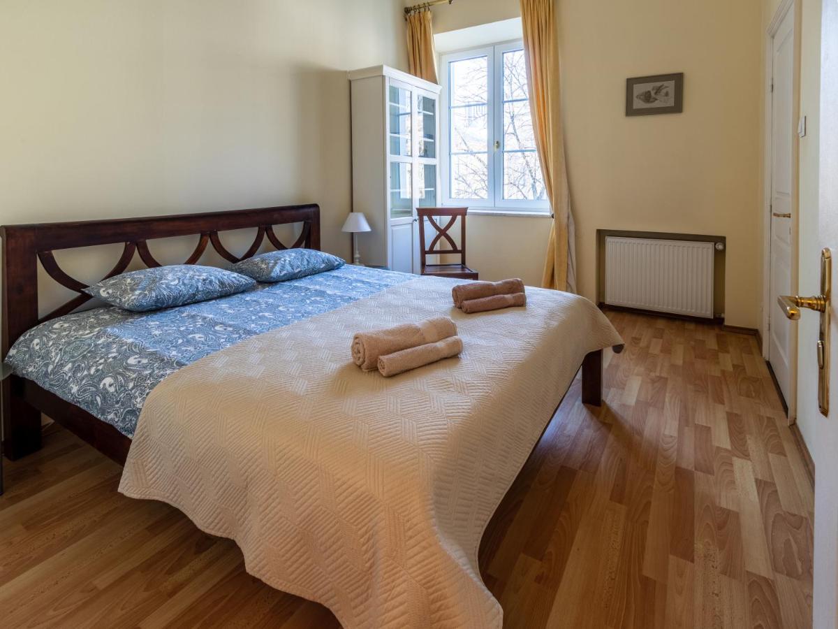 Image 6 of Apartament luster i obrazów