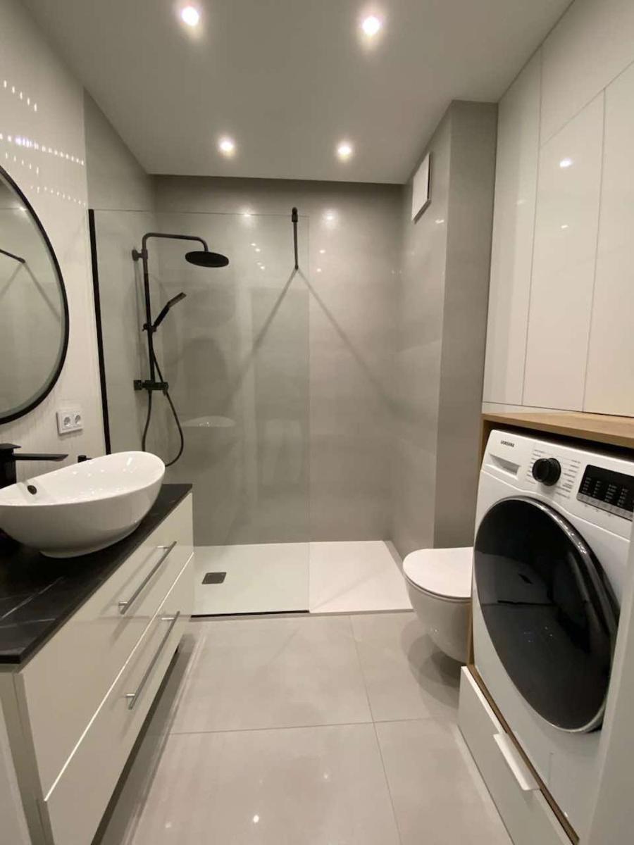 Image 2 of Apartament nad Wisłą spacerem do centrum i Starego Miasta