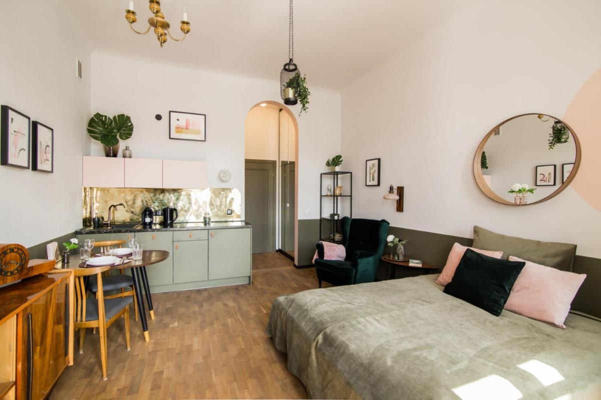 Image 2 of Aparthotel Nowy Świat 28