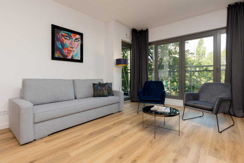 Image of Apartment Avenue Solidarnosci on Wola by Noclegi Renters
