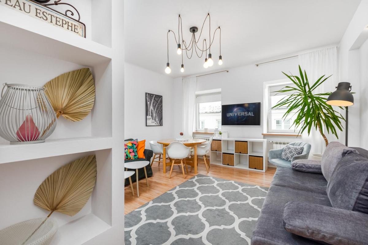Image 4 of Apartment Chmielna 2 by Your Freedom