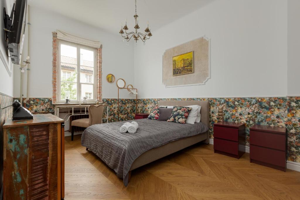 Image of Apartment on the Warsaw Square by Noclegi Renters
