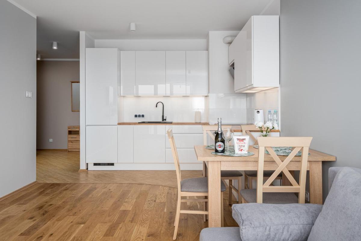 Image 3 of Apartments 24h