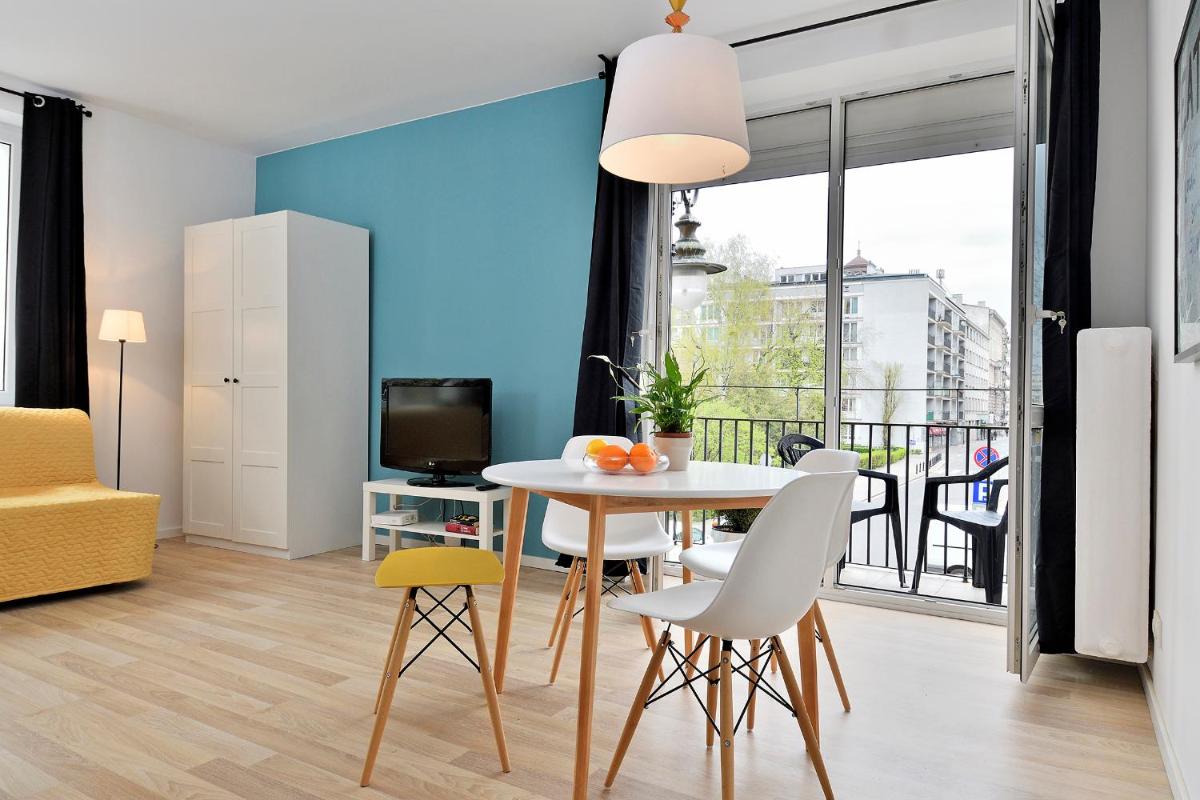 Image 1 of Apartments City Center Warsaw by Noclegi Renters