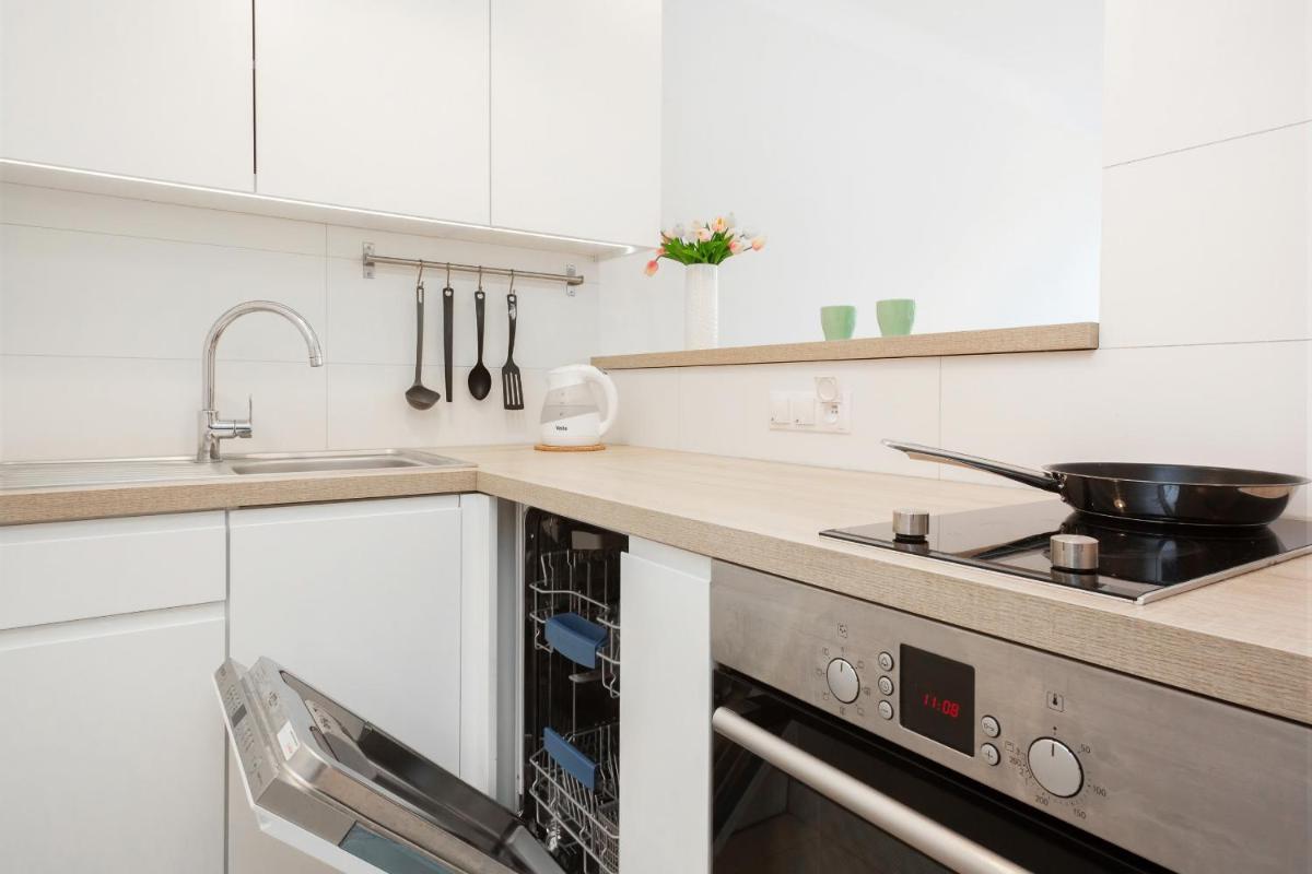 Image 2 of Apartments Warsaw Pereca by Noclegi Renters