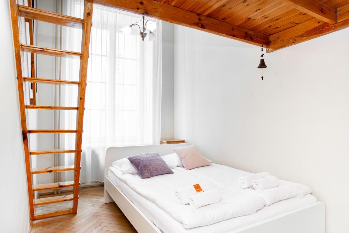 Image 1 of Apartments Warsaw Świętojańska by Noclegi Renters