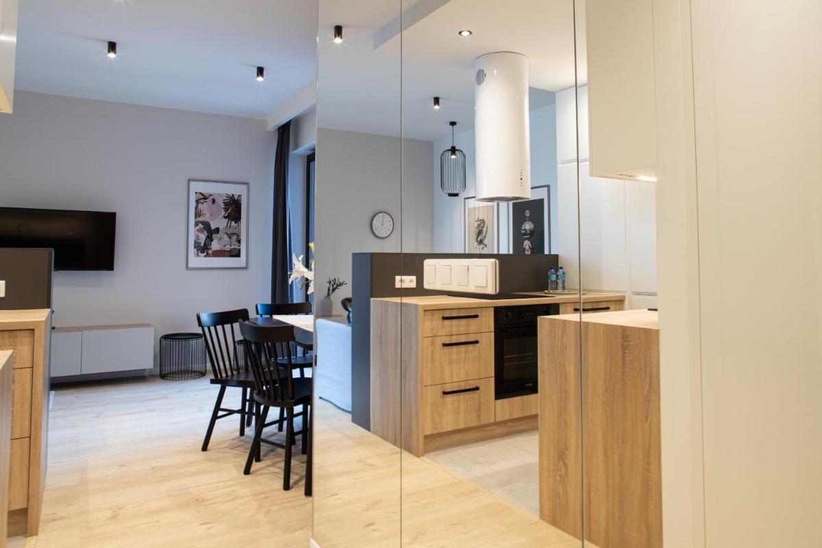 Image 3 of Arkadia Prime Apartment