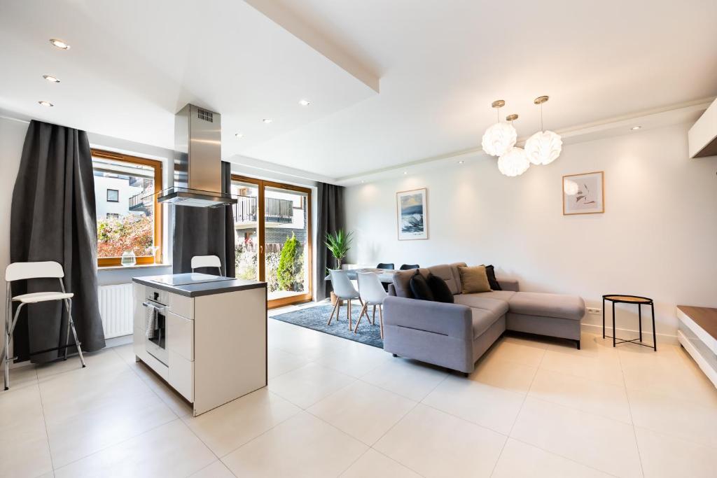 Image of Bluszczańska Modern Urban Apartment
